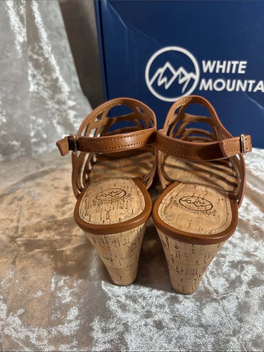 NWT WHITE MOUNTAIN CORK WEDGE SANDALS 9.5 - Picture 6 of 9